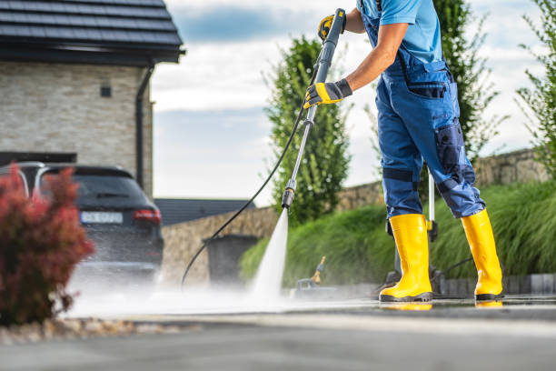Professional Pressure Washing in Cambridge, MN